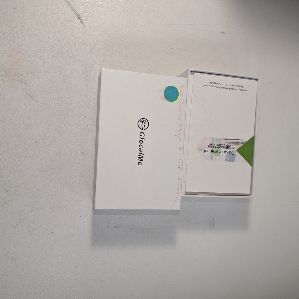 GlocalMe U3 4G LTE Mobile Hotspot Pocket WiFi - White